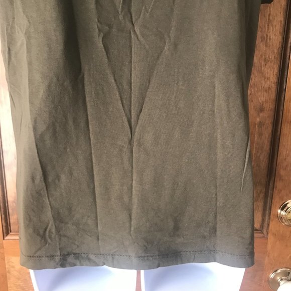 H&M Basic Dark Olive V-Neck Cap Sleeve Tee Large - Picture 8 of 9